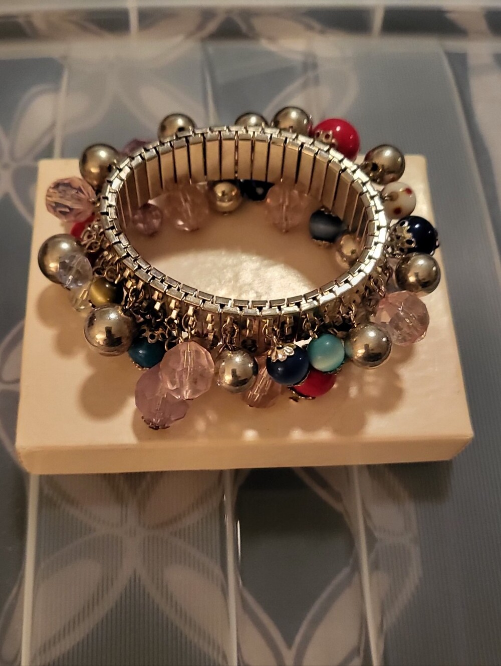 Vintage Silver Tone Chunky Cha Cha Multicolor Beads Strechable Bracelet